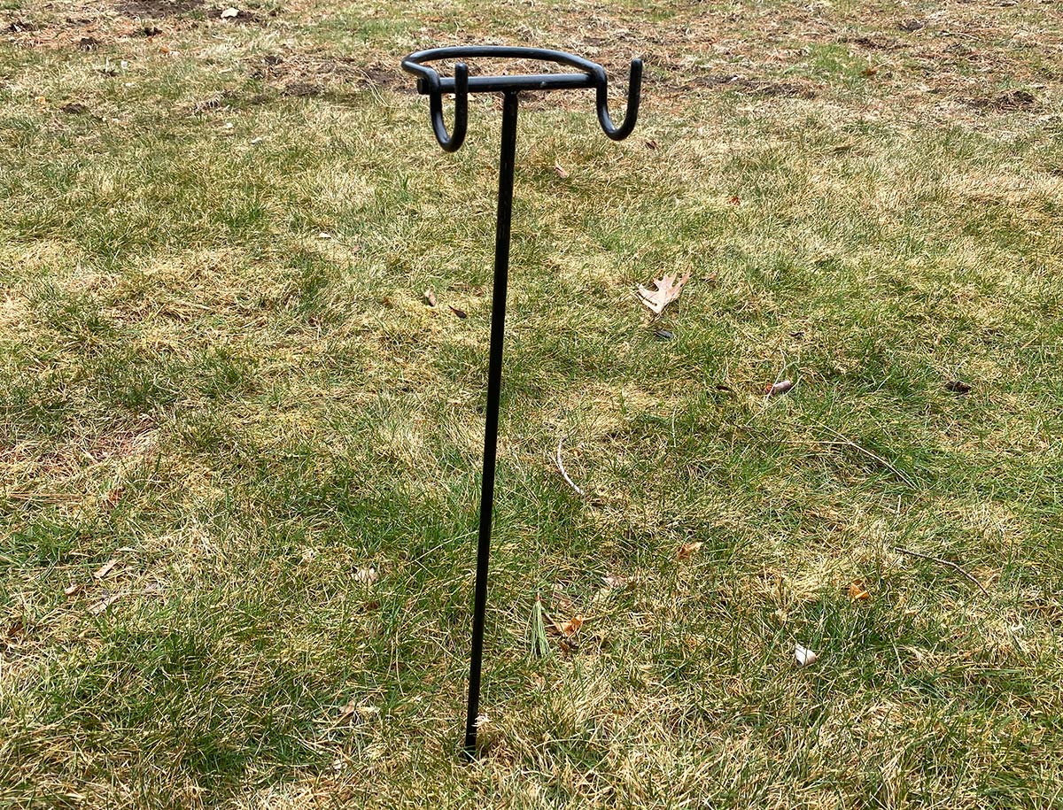Ground Quiver with bow rack On the Mark Archery