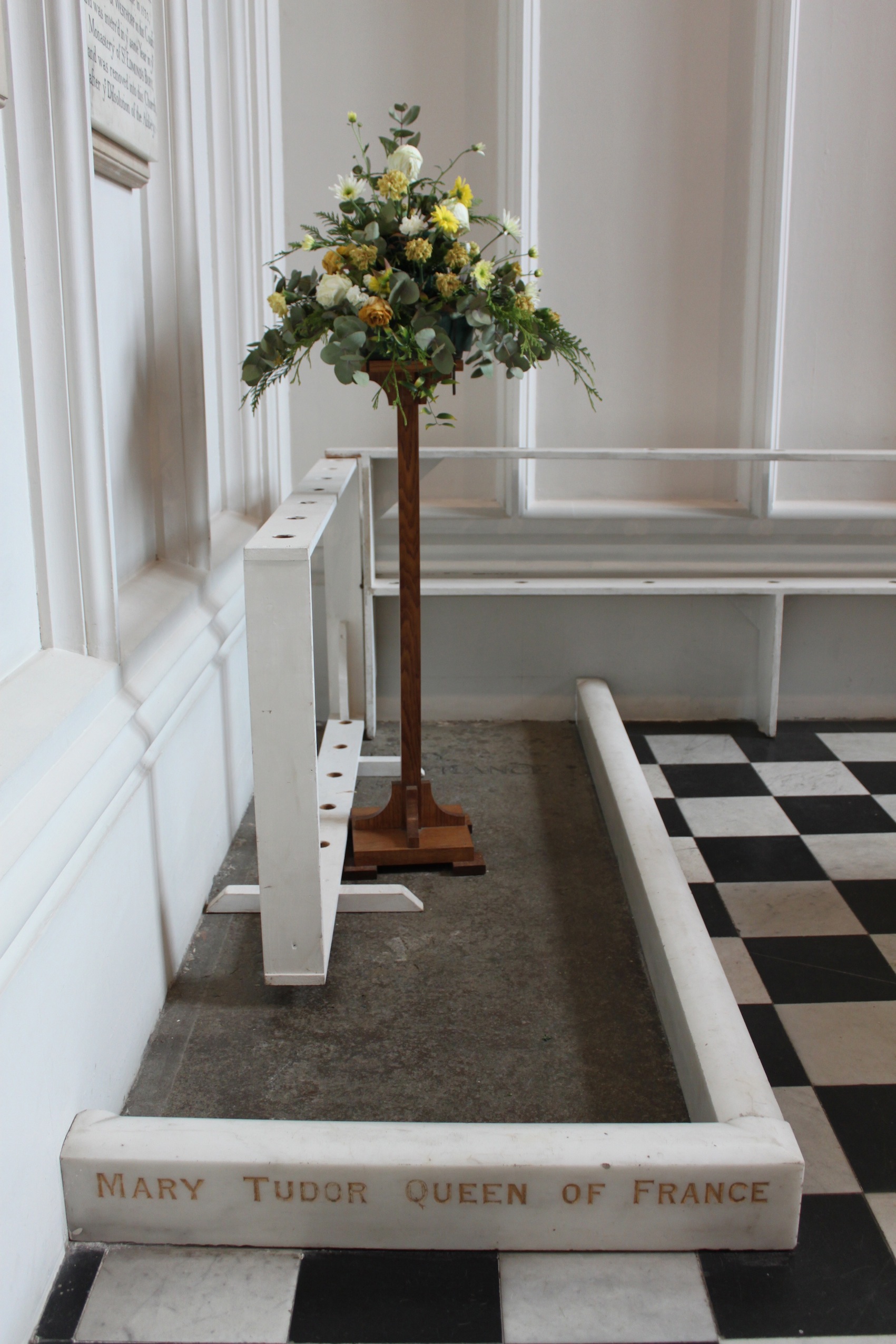 Tudor Tombs and Burials