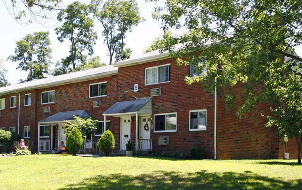 Hillcrest Apartments Onyx Real Estate