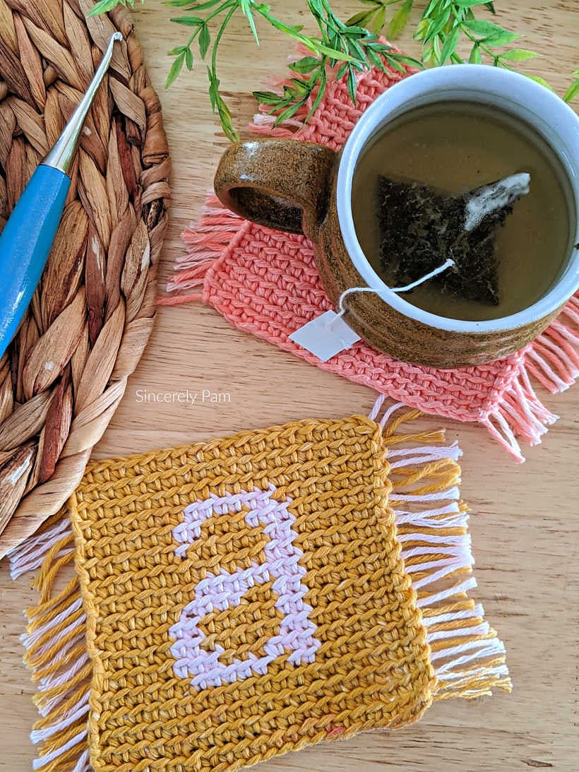 10+ Free Mug Rug Crochet Patterns for Your Yarn Stash