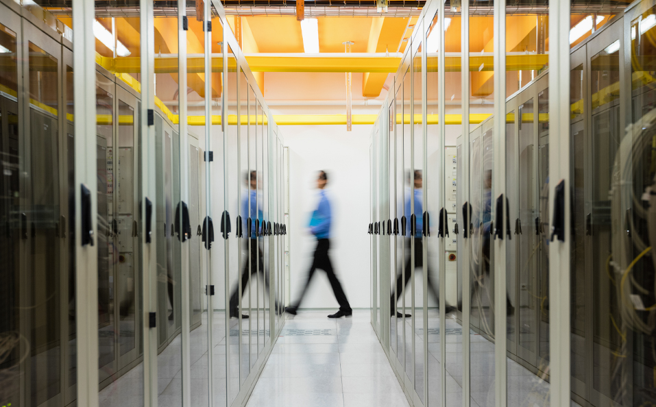 Preventing Access Control Tailgating in Physical Security Oosto