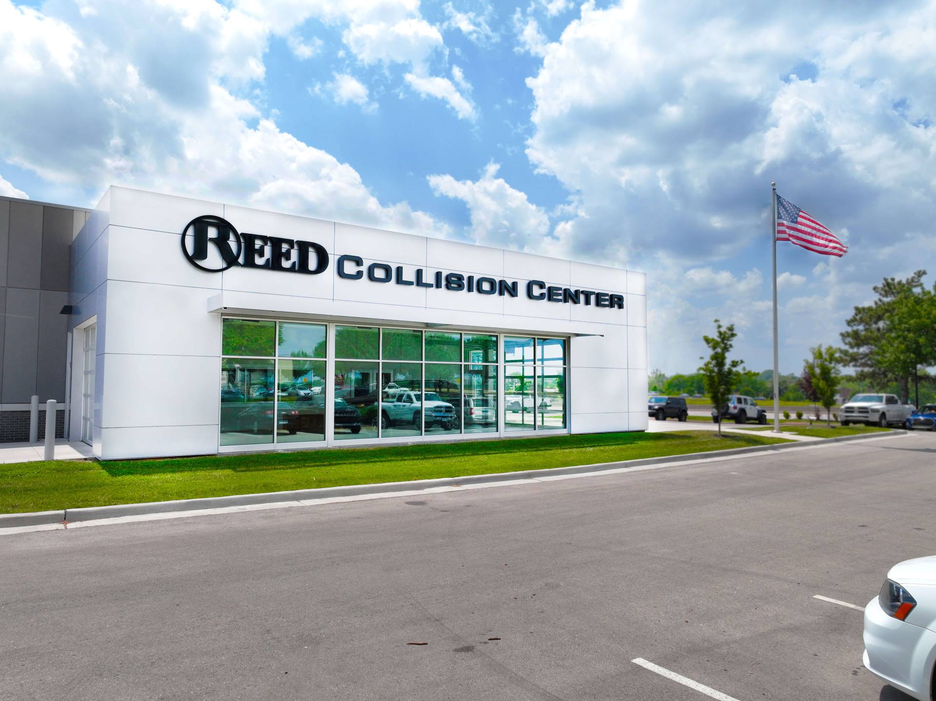 Reed Collision of Overland Park Auto Body Shop for Jeep, Chrysler