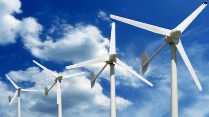 Cabo Verde precisa investir 780 M€ para ter metade de eletricidade