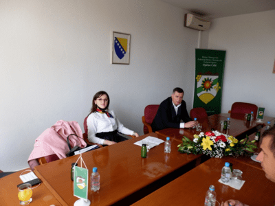 Sedam Spijunka Takmicenje Radni Sto Bingo Gesweindemo Com