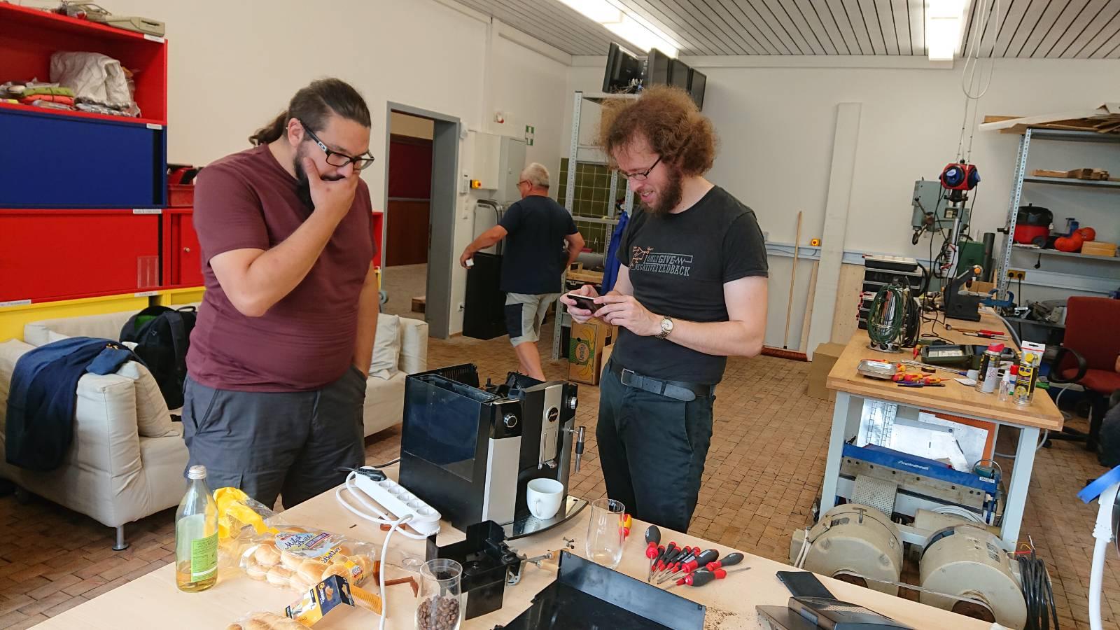 Erstes RepairCafé ein voller Erfolg