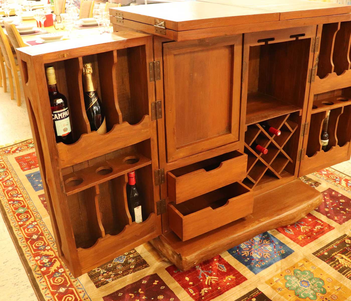 Mango Wood Bar & Wine open.lu