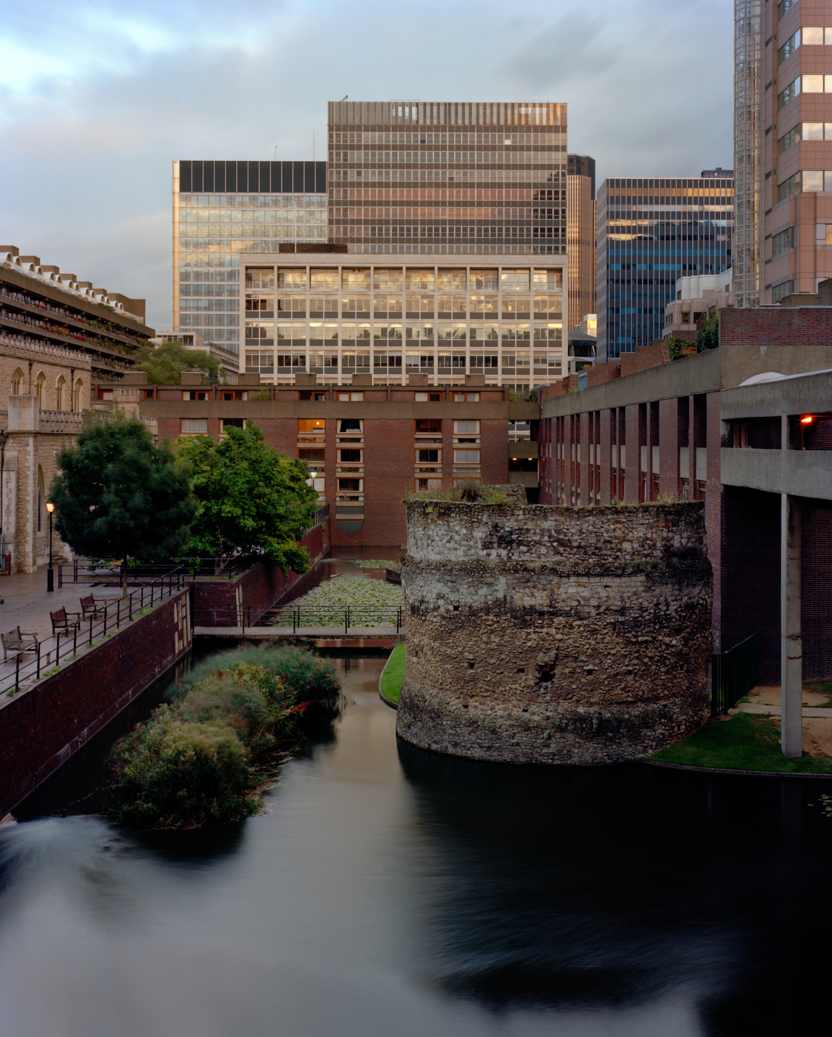 The Ring of Steel A Walking Tour Around the City of London Open City