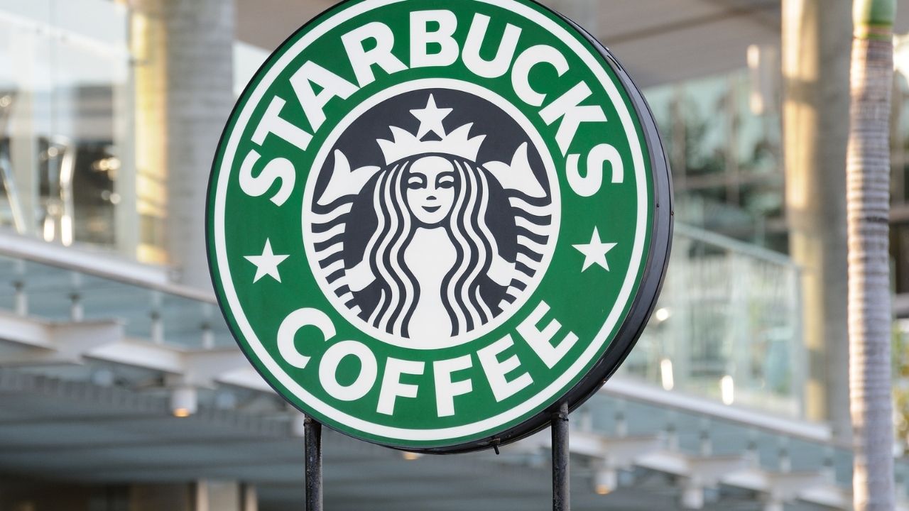 Starbucks Hours Opening, Closing, Breakfast & Happy Hours