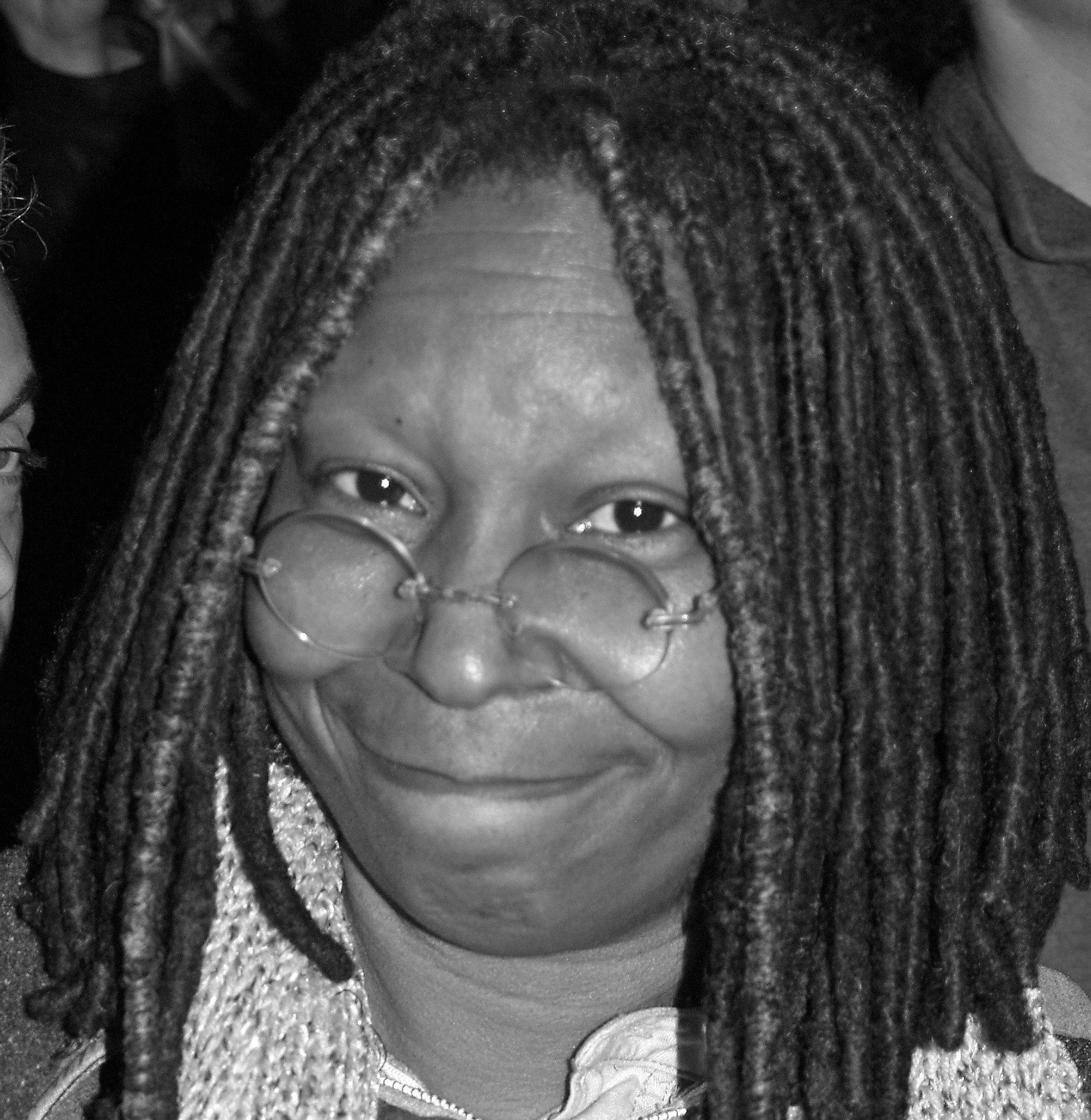 Openly Secular Whoopi Goldberg(027)