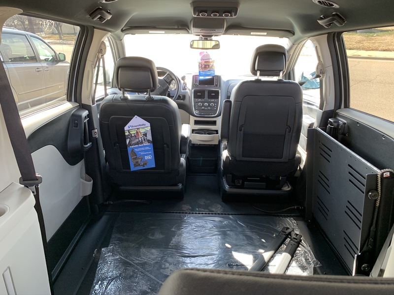 2019 Dodge Grand Caravan SXT Open Road Mobility