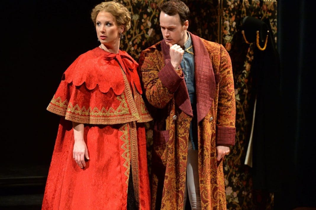 Review Die Fledermaus a 2018 antidote from Toronto Operetta Theatre