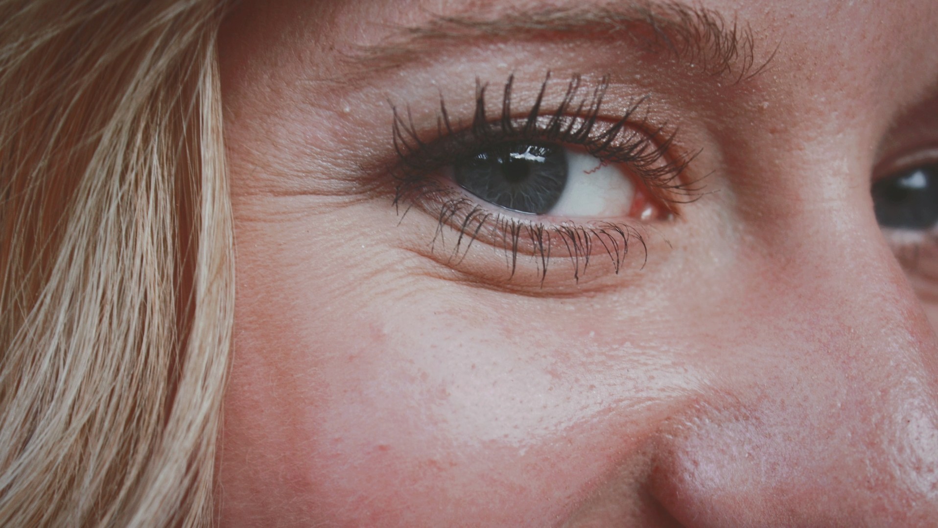 Top more than 52 under eye tattoo in.cdgdbentre