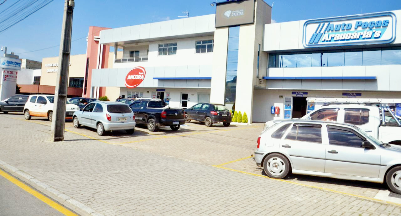 Há 39 anos, Auto Peças Araucária’s o mercado e entrega