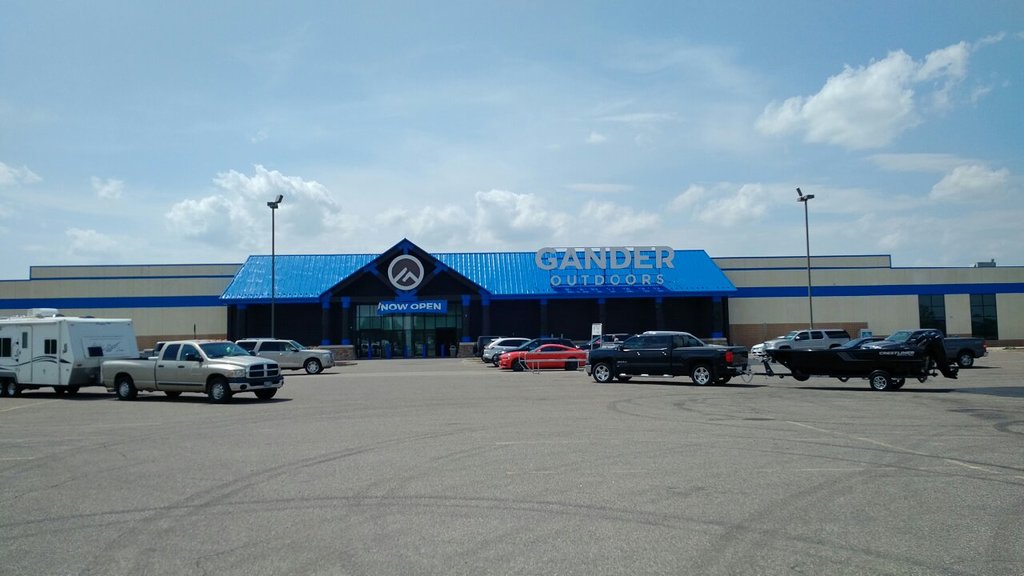 Gander Mountain Forest Lake, MN Oppidan