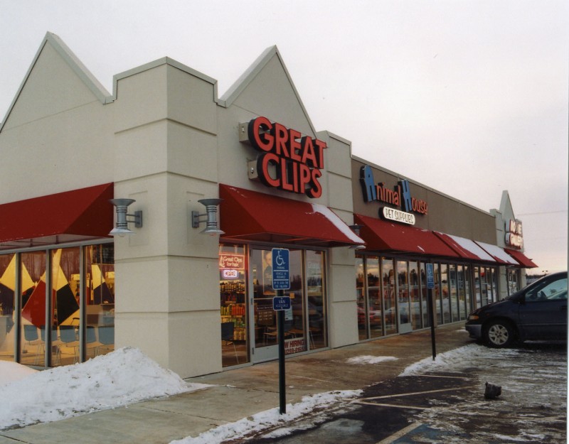 Retail Center Hibbing Marketplace Hibbing, MN Oppidan