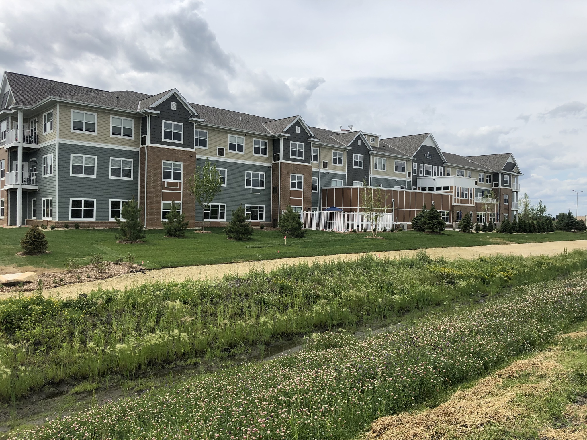 The Pillars of Mankato Oppidan