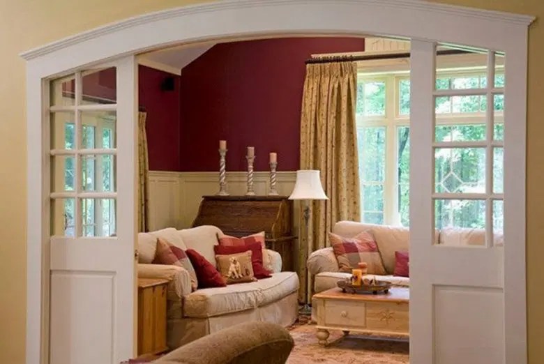 20 Captivating Maroon Living Room Ideas You’ll Adore