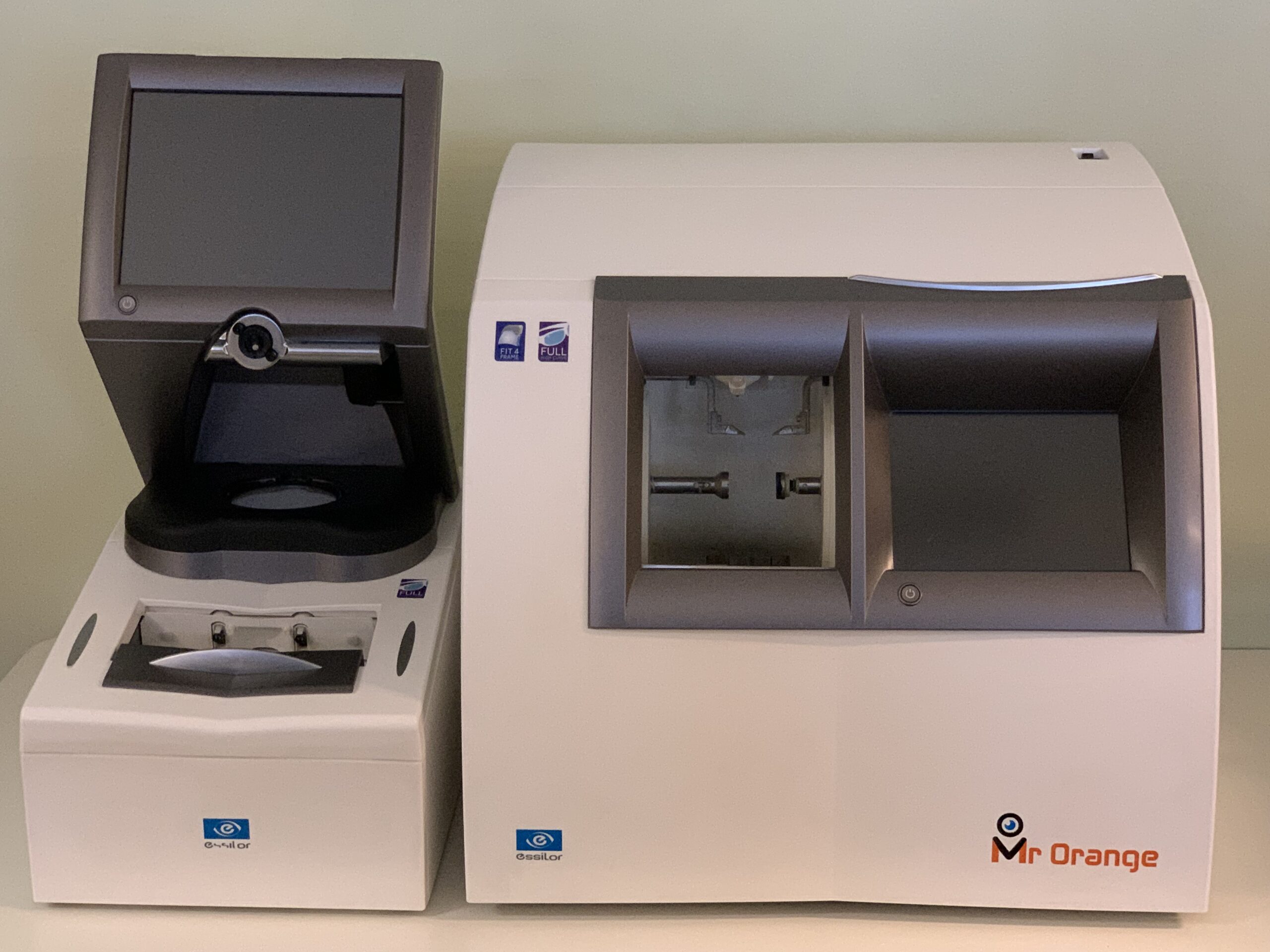 Essilor Mr.Orange Lens edger and Tracer Optik Mash