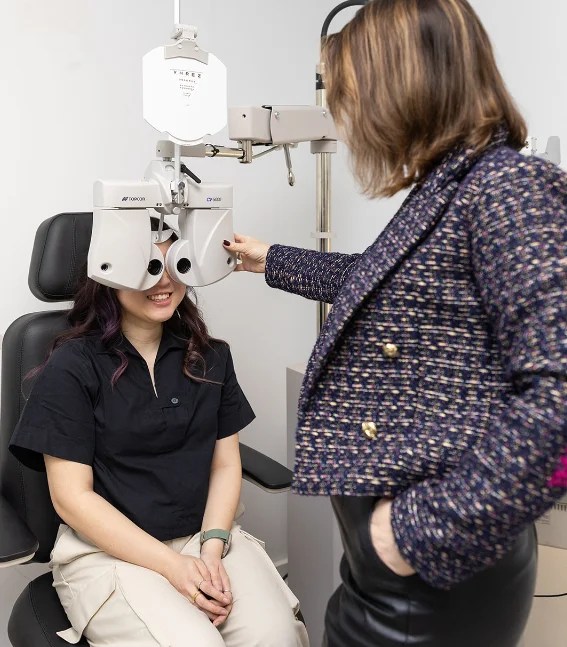 Digital Eye Exam vs Traditional Exploring OPTYX Solutions OPTYX Home
