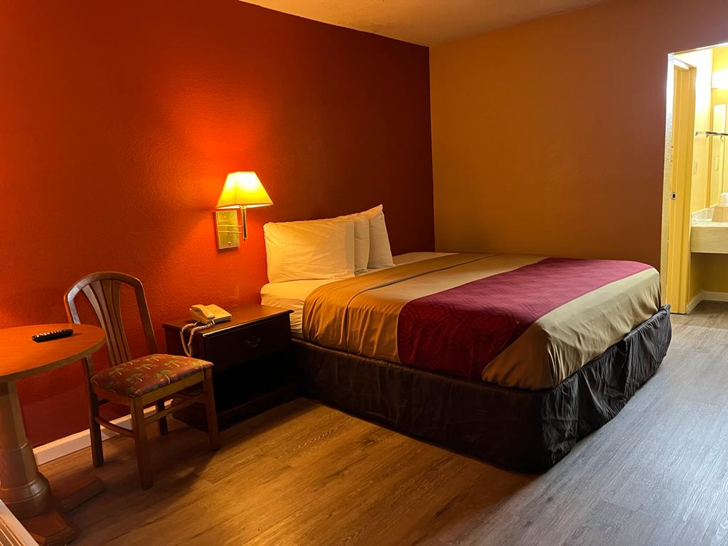 Booking Search OrangeBurg Inn