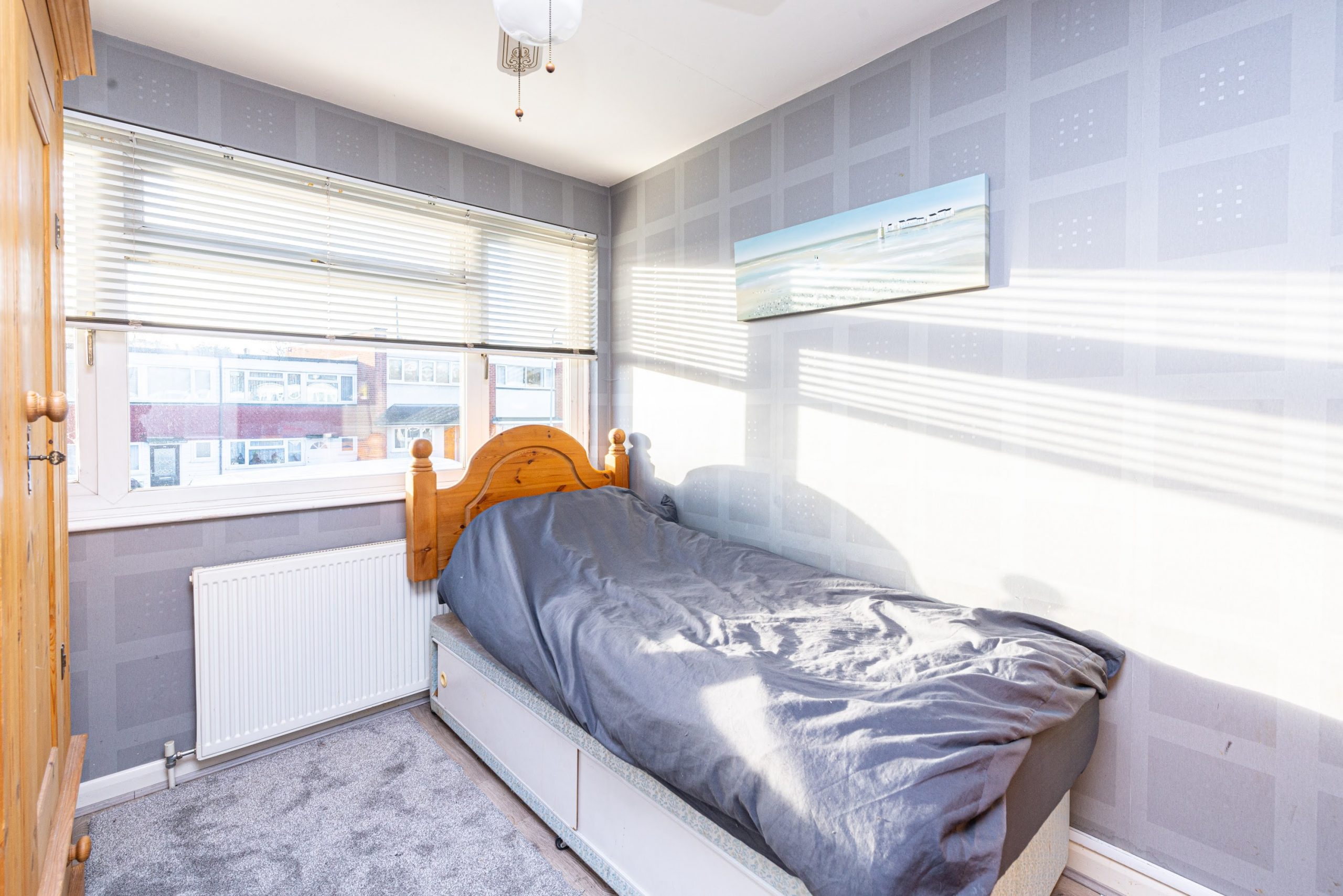 Long Green, Chigwell Orange Square UK