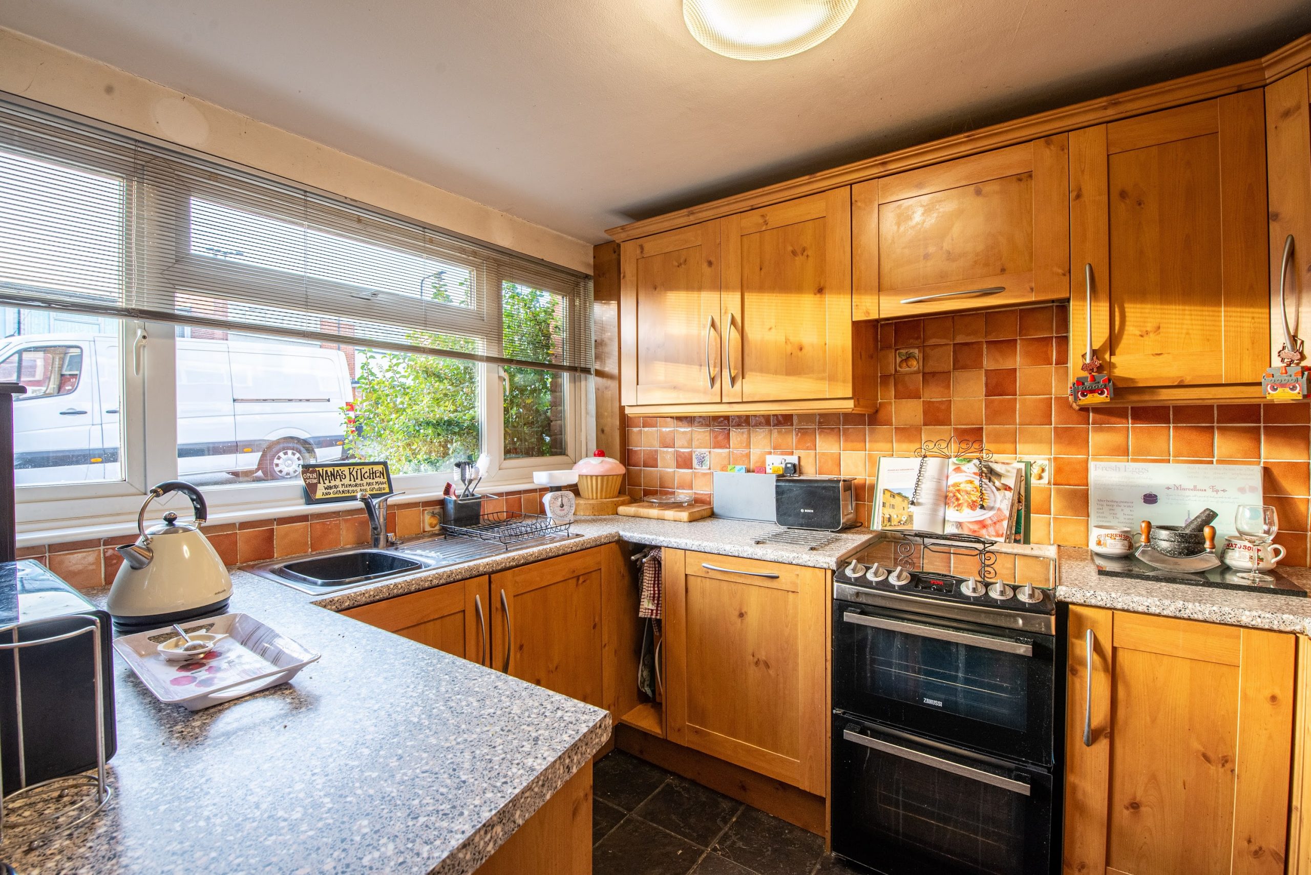 Long Green, Chigwell Orange Square UK