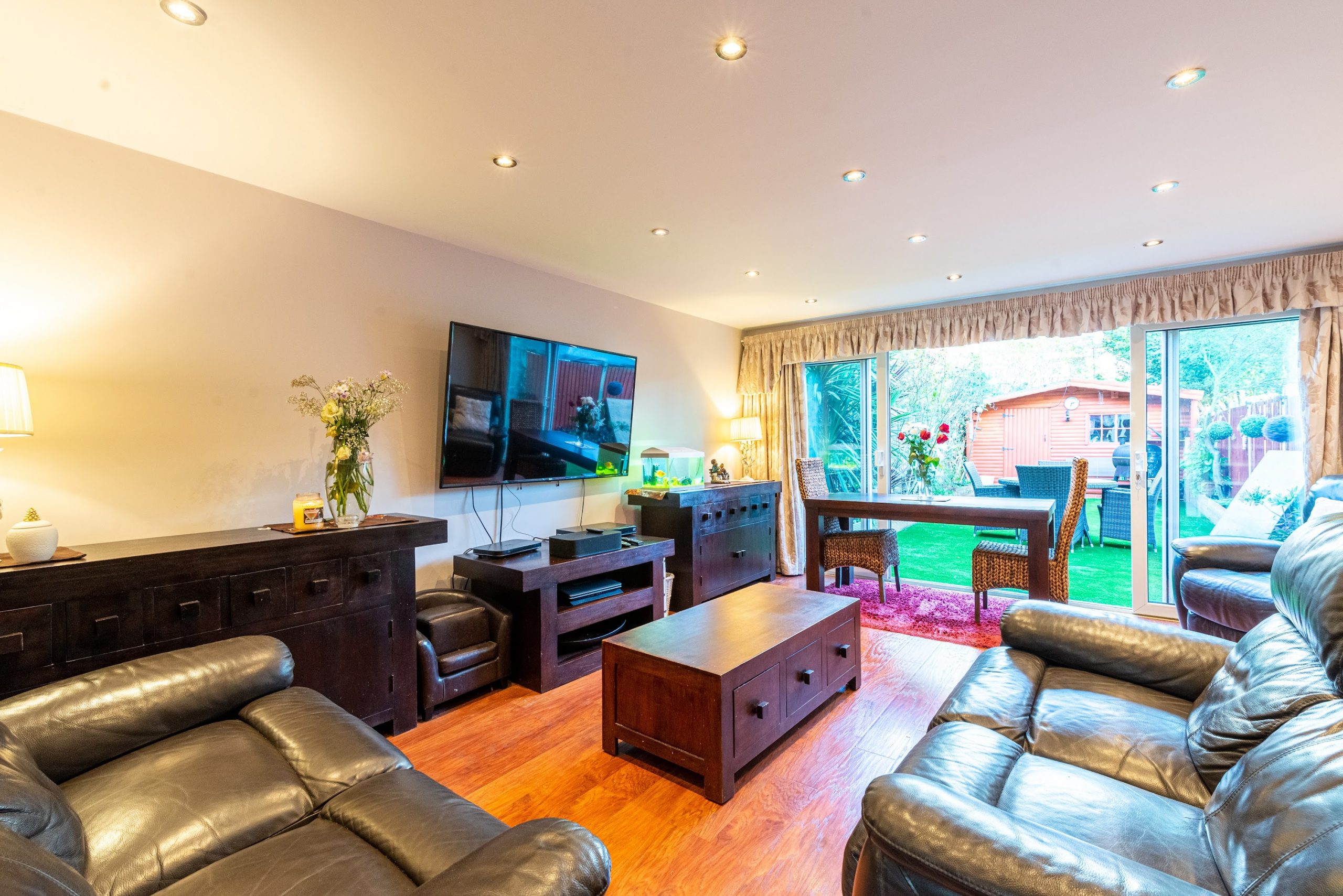 Long Green, Chigwell Orange Square UK