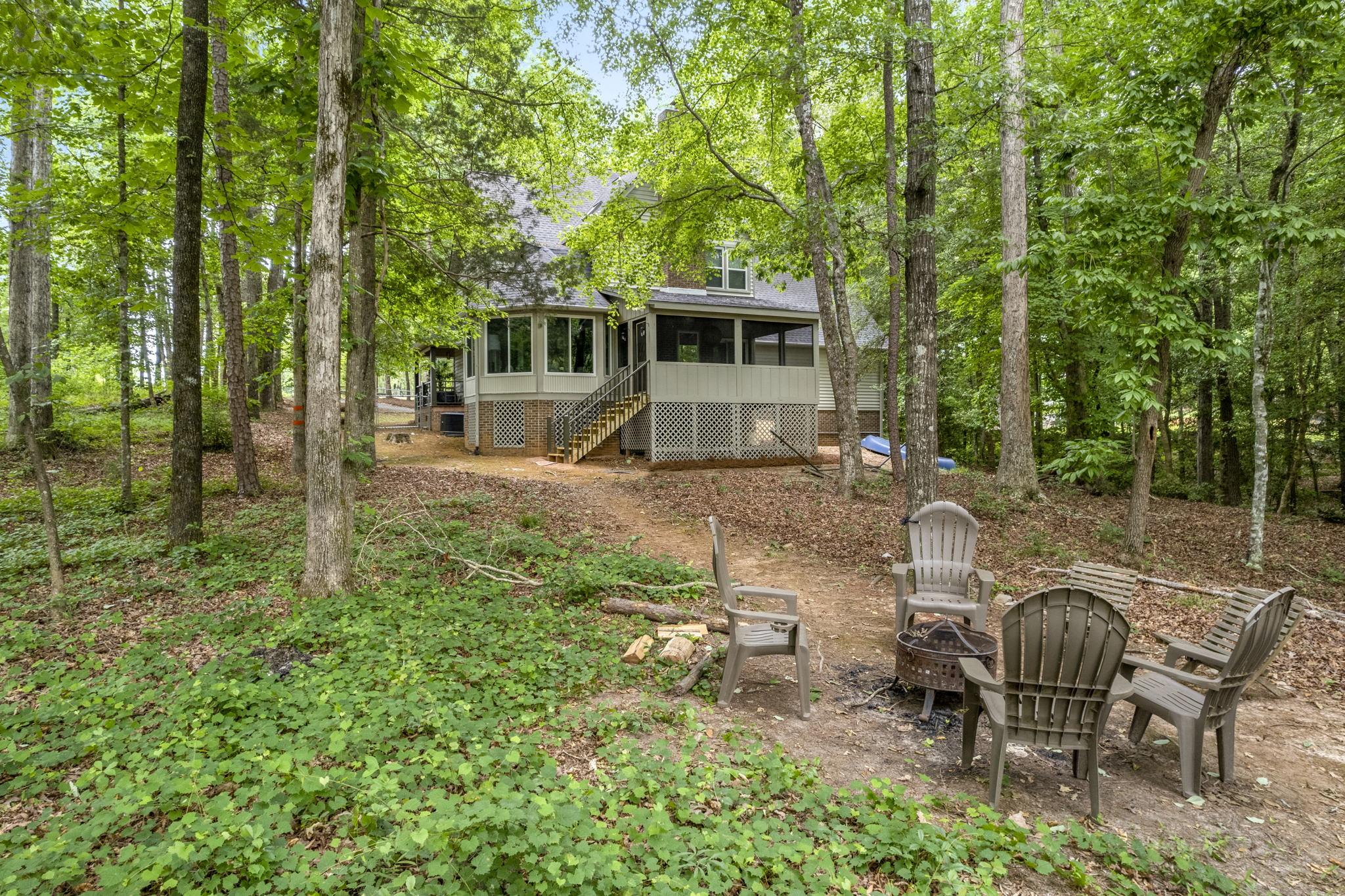 Bright & Airy Waterfront Lake Hartwell SC Home POP Rentals