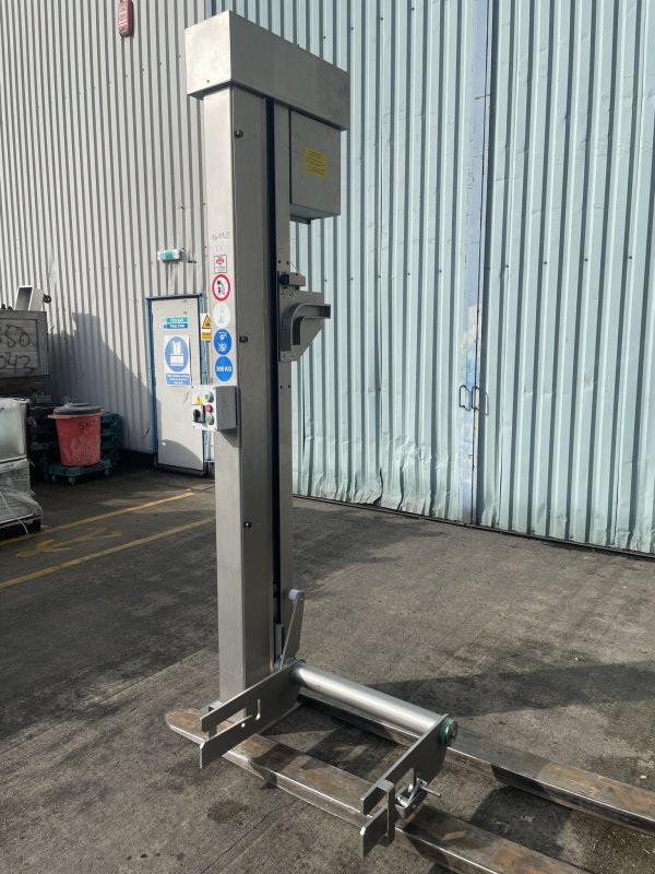 Tote Bin Hoist Orbital Food Machinery