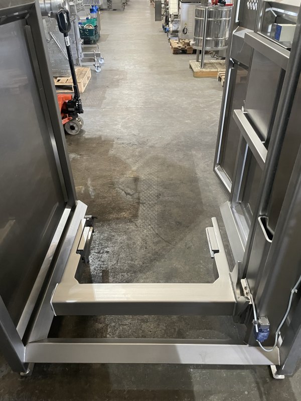 Syspal Caged Tote Bin Hoist Orbital Food Machinery