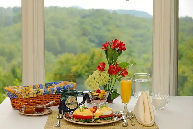 Gourmet Breakfast in NC 1 Saluda Restaurant