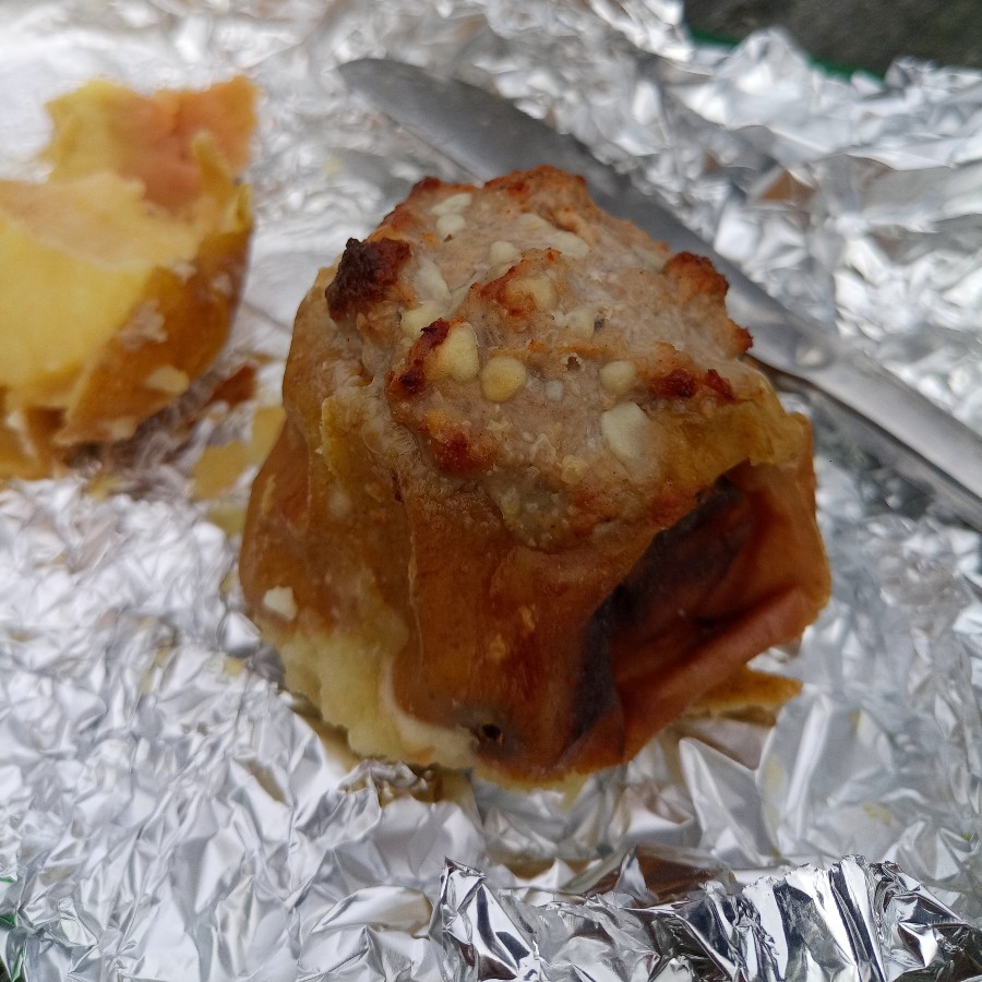 Jo Green Makes 'Ordsall Hog Pudding' (via William Kitchiner) Orchard Notes