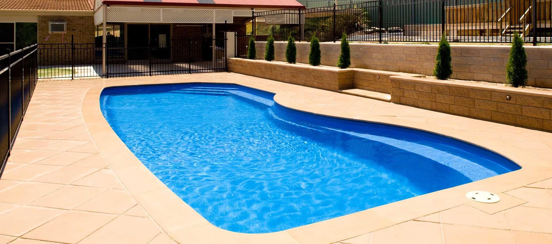 Pool Installation Burlington, Mississauga, Oakville Orchid Pools