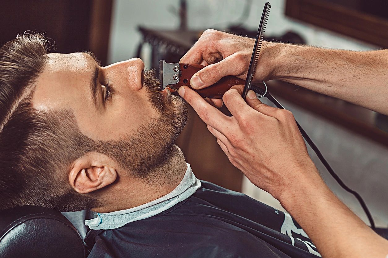 Mobile Barbers Struggle Finanacially Until They Add This One Feature