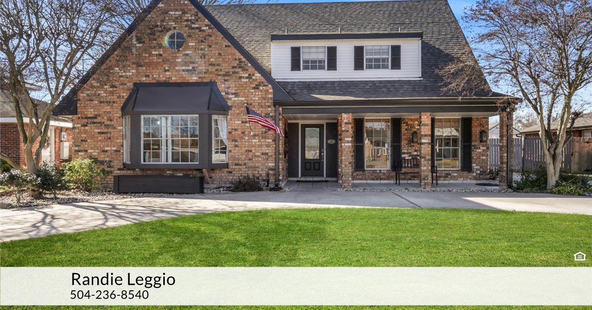 119 Gardenia Ln, Belle Chasse, LA 70037