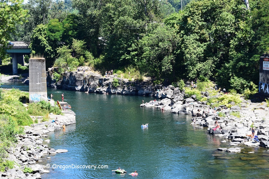 High Rocks Clackamas River Portland Oregon Discovery