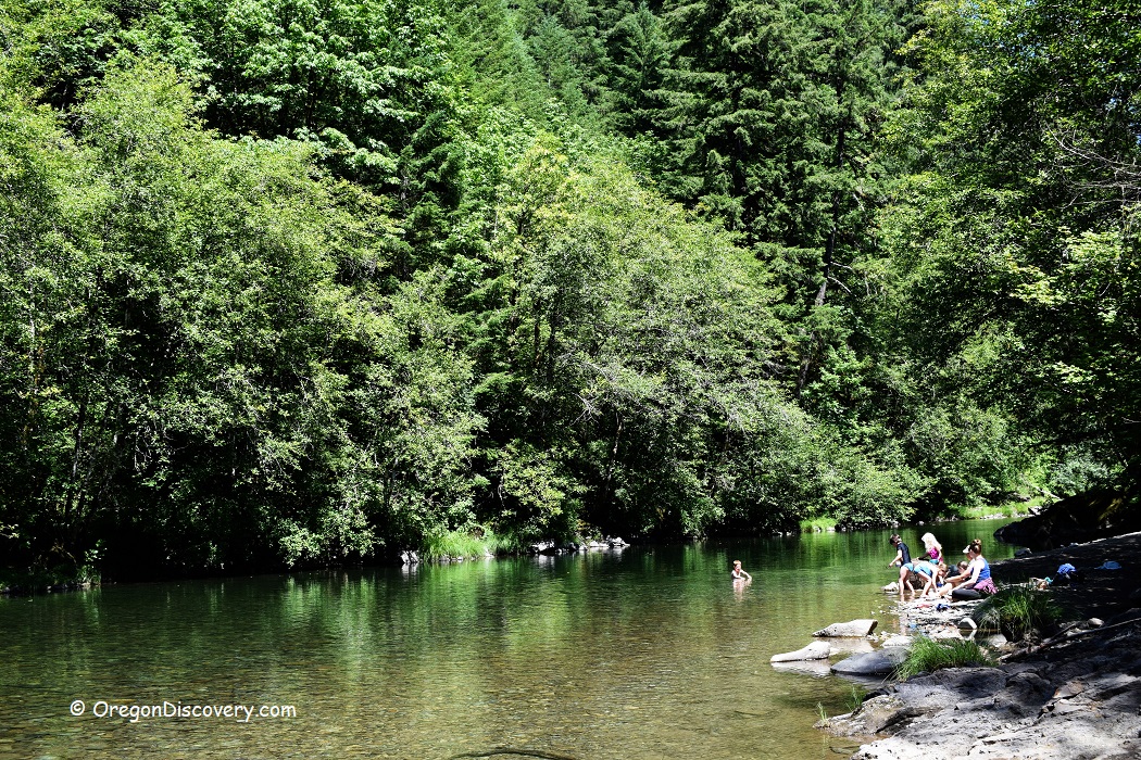 Bear Creek County Park Summer Haven on Little North Fork Santiam