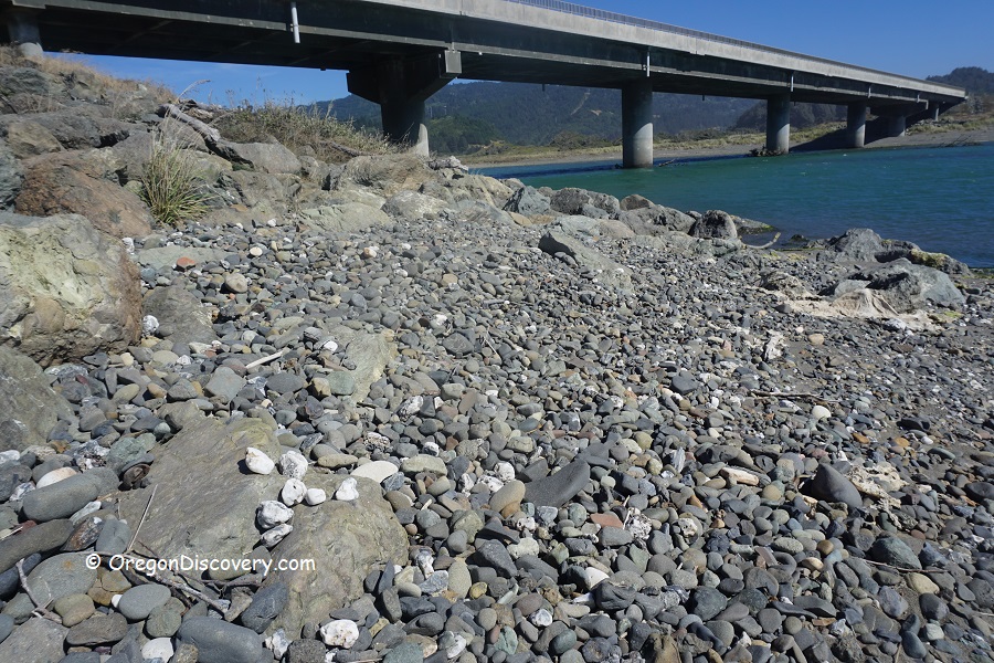 Pistol River Rockhounding Southern Oregon Coast Oregon Discovery