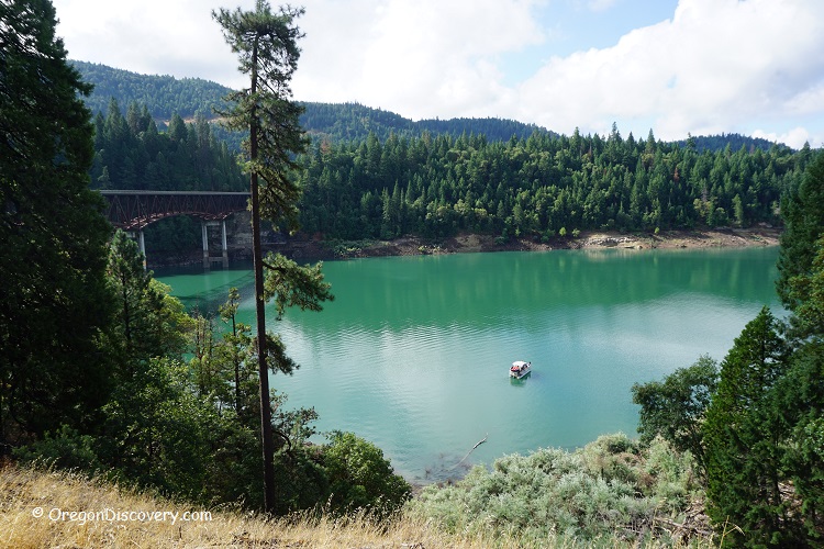 Lost Creek Lake Fishing And Hiking Paradise in Southern Oregon