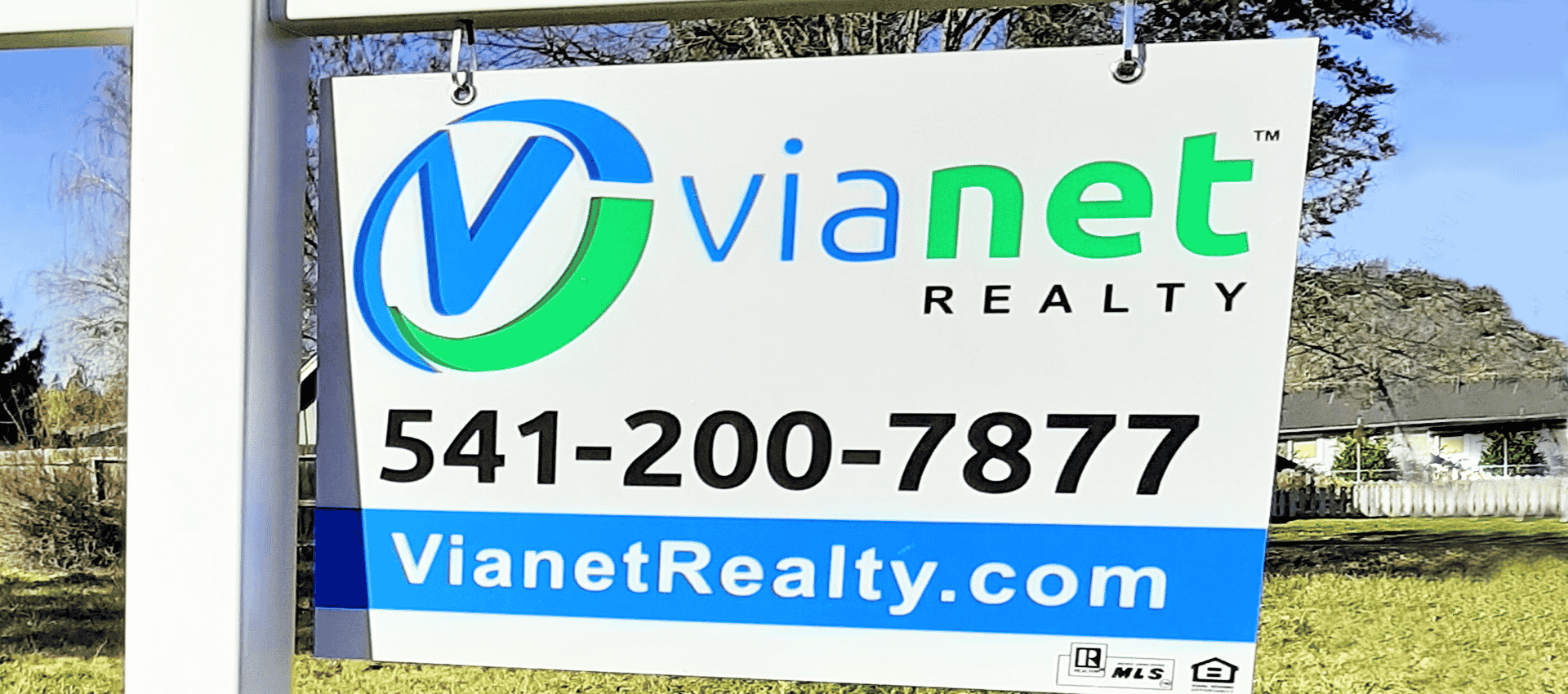 Yard Signs Logan Design