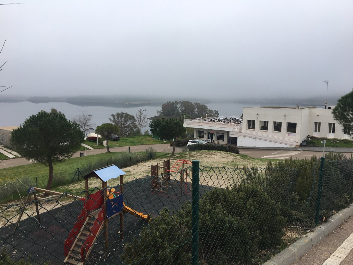 Camping Balcón de Orellana ORELLANA LA VIEJA
