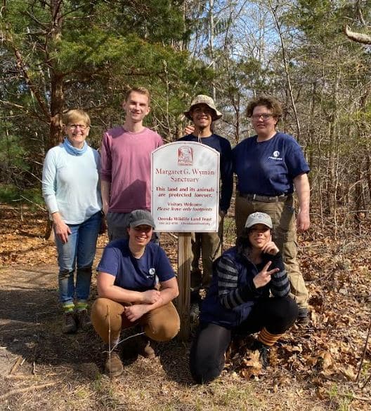 In Service of Our Land and Wildlife Collaborating with AmeriCorps Cape