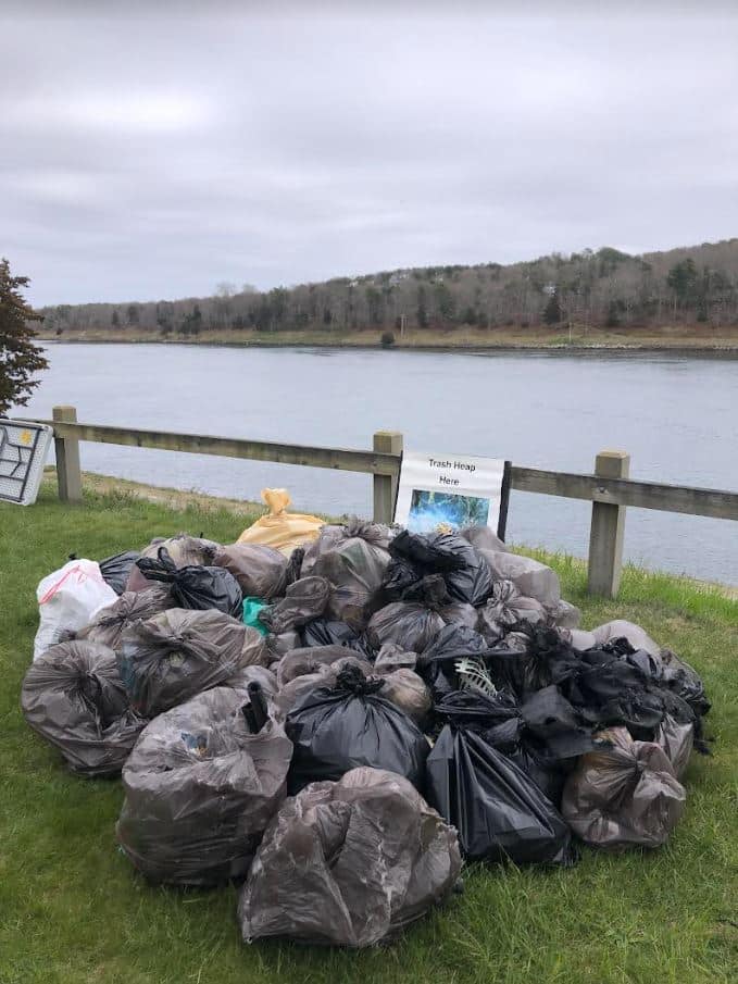 In Service of Our Land and Wildlife Collaborating with AmeriCorps Cape