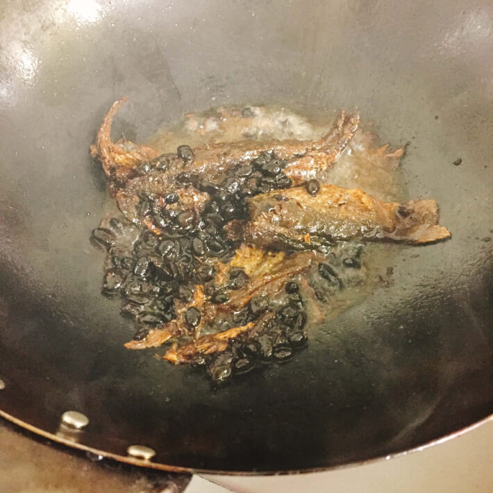 中華魚缶詰『豆豉鯪魚』 ORETSURI 俺釣