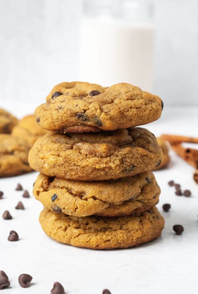 PALEO GINGERBREAD CHOCOLATE CHIP COOKIES Organically Addison