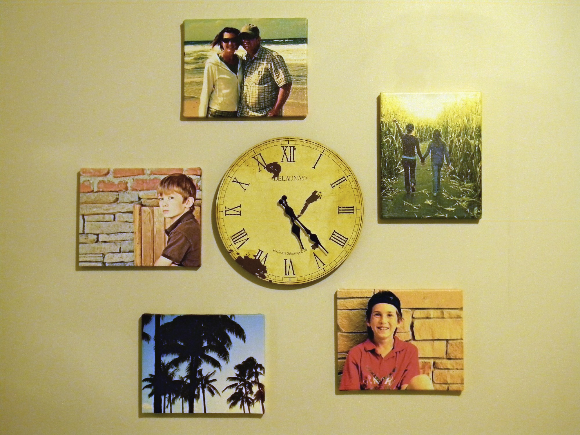 Canvas and Clock Wall Organize and Decorate Everything