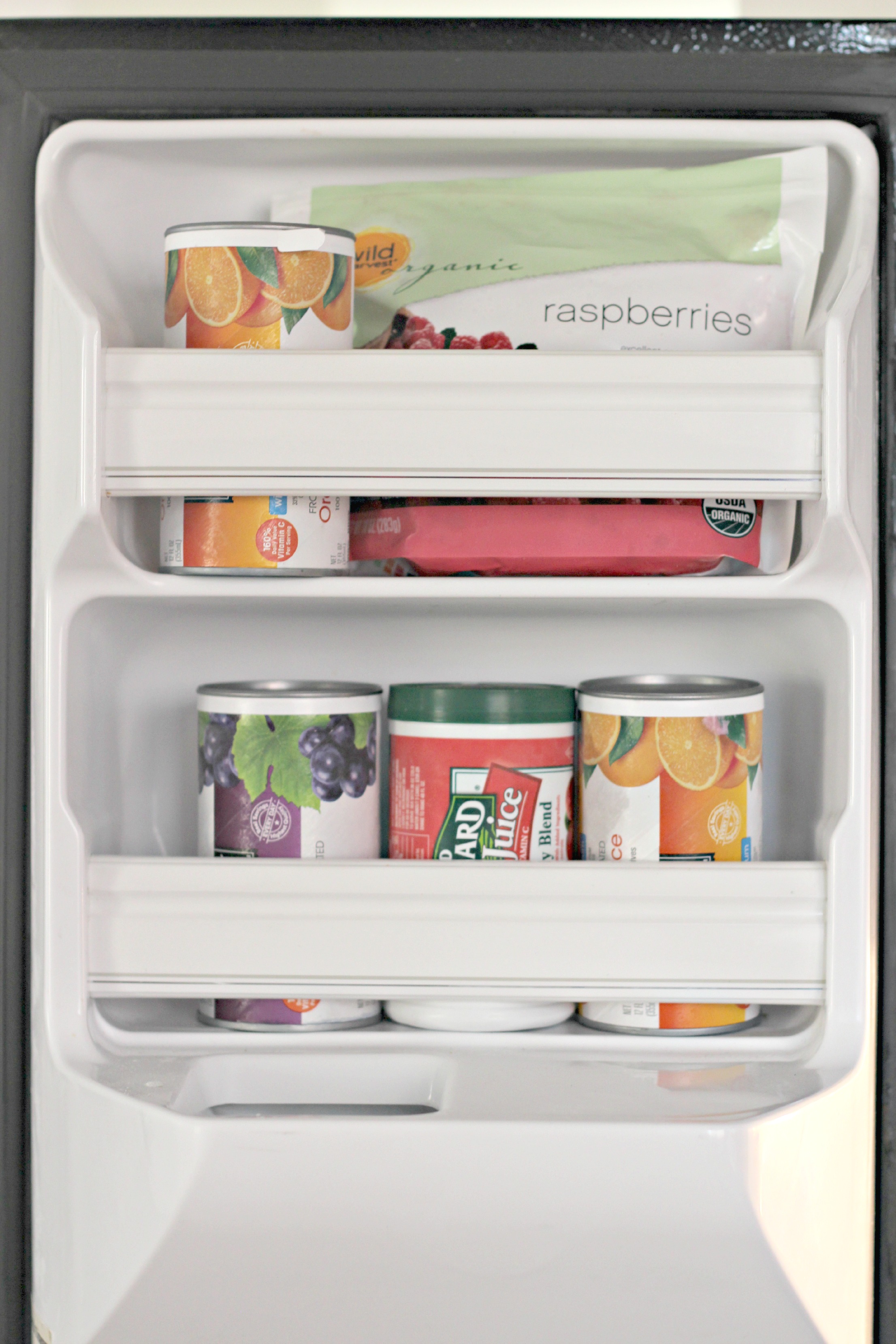 Top Organizing Bloggers Kitchen Tour Fridge and Freezer Organize and Decorate Everything