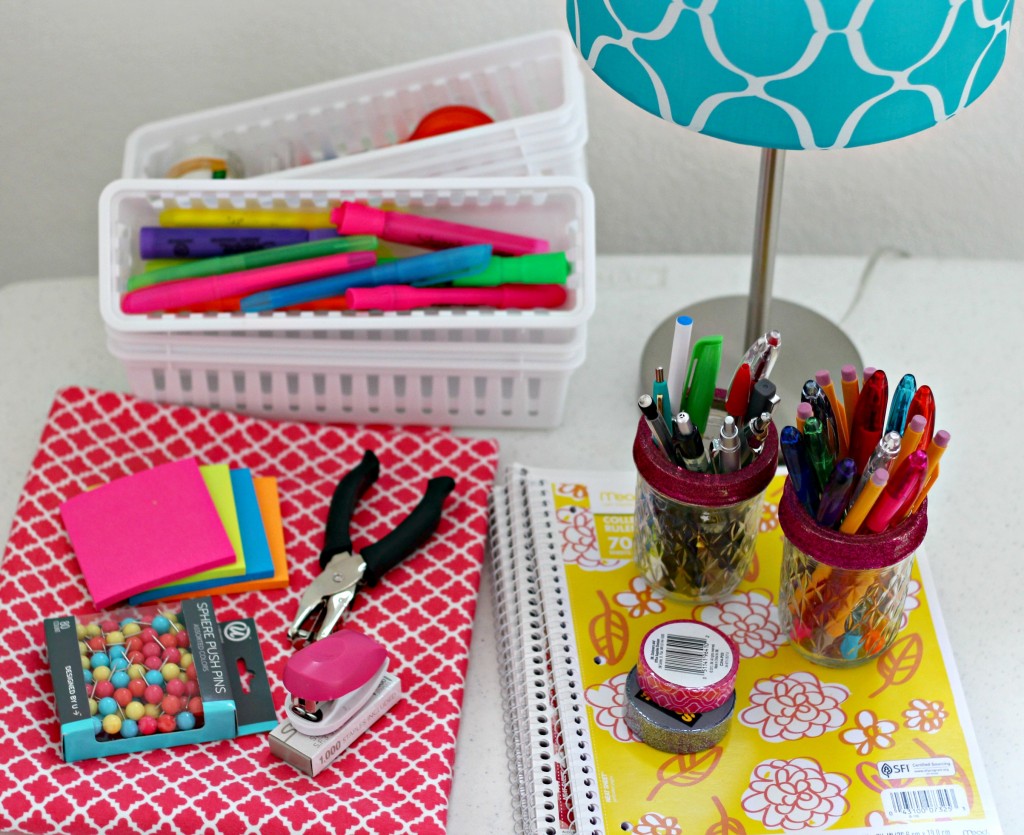 Dorm Room Essentials Organize and Decorate Everything