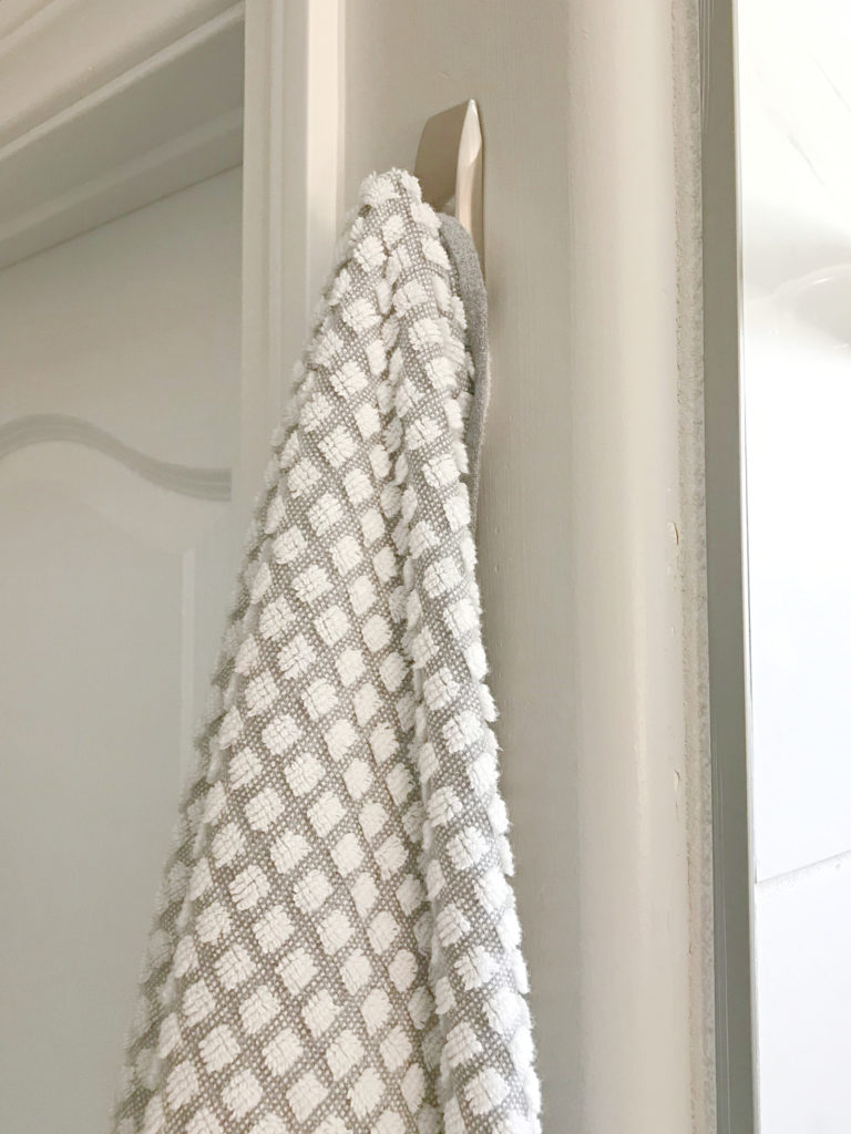 Uses for Command Hooks Organize and Decorate Everything