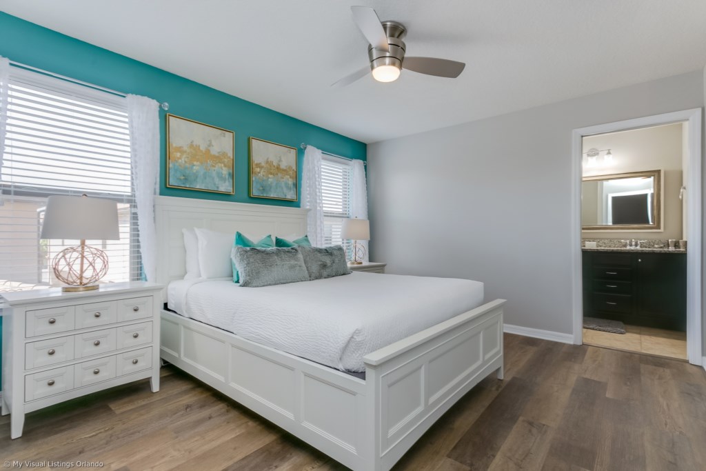 Amazing 8 Bedroom 6 Bathroom Luxury Villa on the Desirable Windsor at